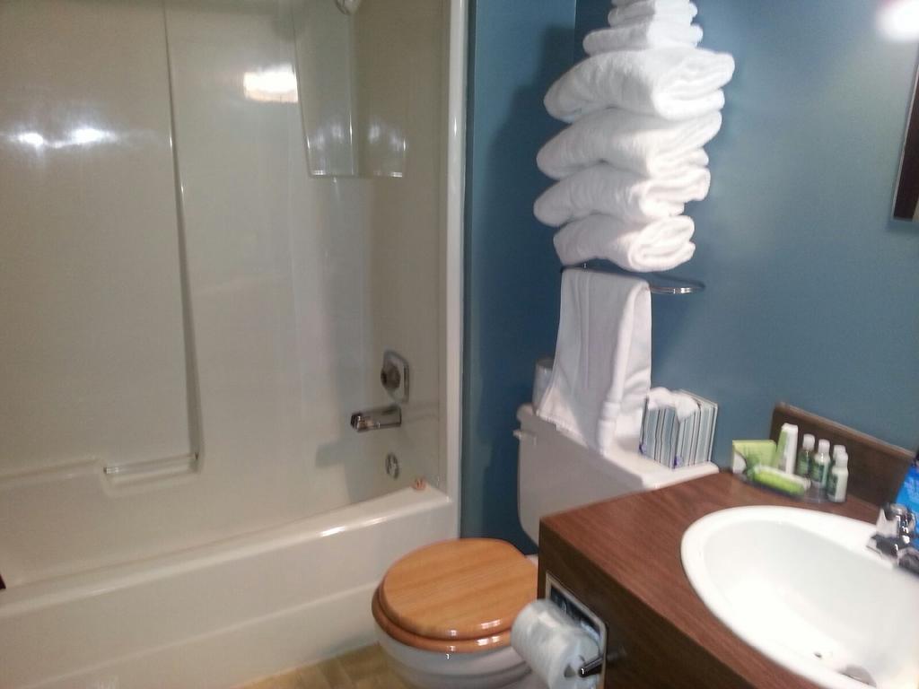 The Walla Walla Inn Rainy River Kamer foto